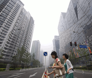 China real estate investment jumps in 2013