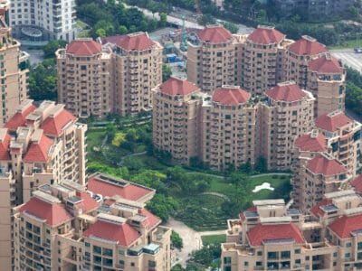 Housing prices in Shanghai jumped 4.4% in August after a relatively quiet July. 