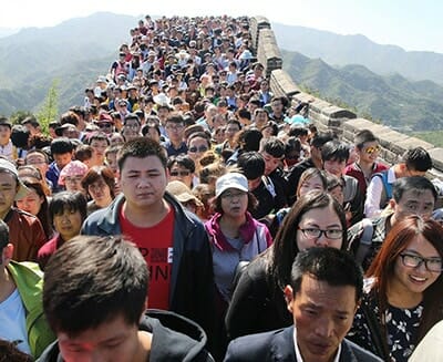 Great Wall Crowd